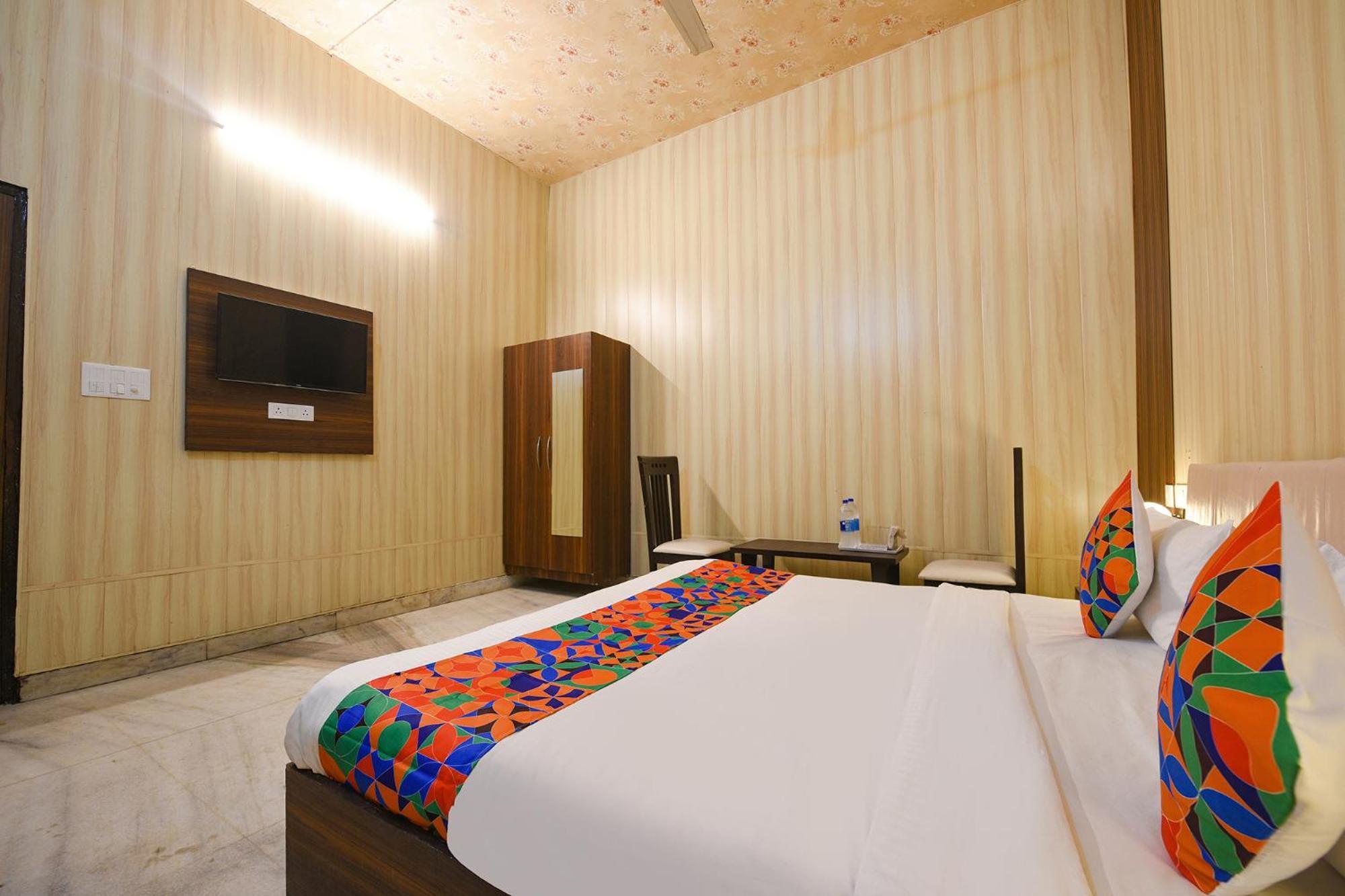 Fabhotel The Grand Palace Фаридабад Экстерьер фото