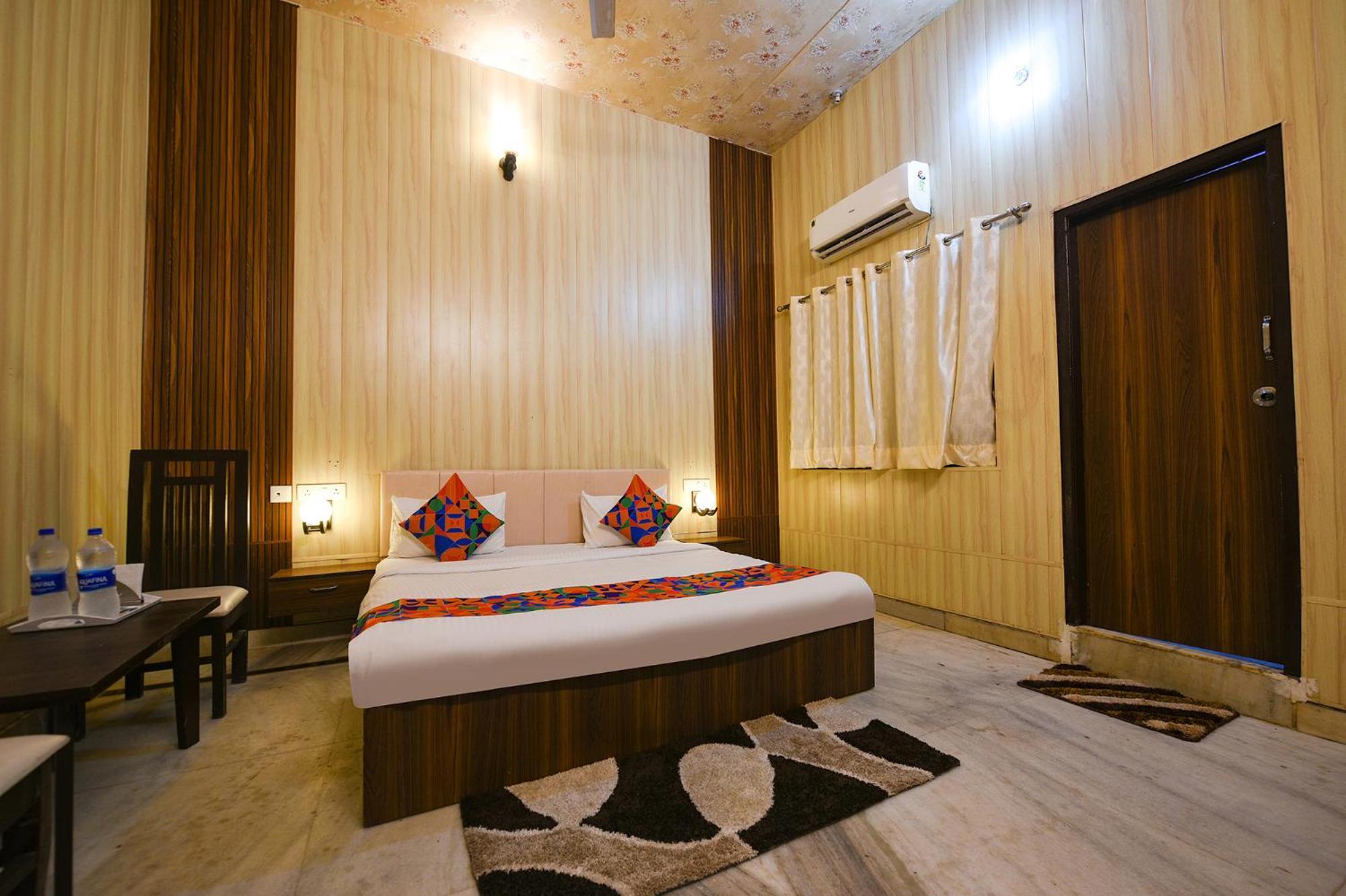 Fabhotel The Grand Palace Фаридабад Экстерьер фото
